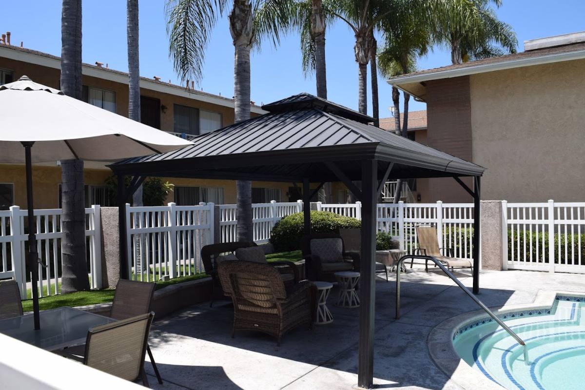 Apartment for rent at 627 S Velare St, Anaheim, CA 92804