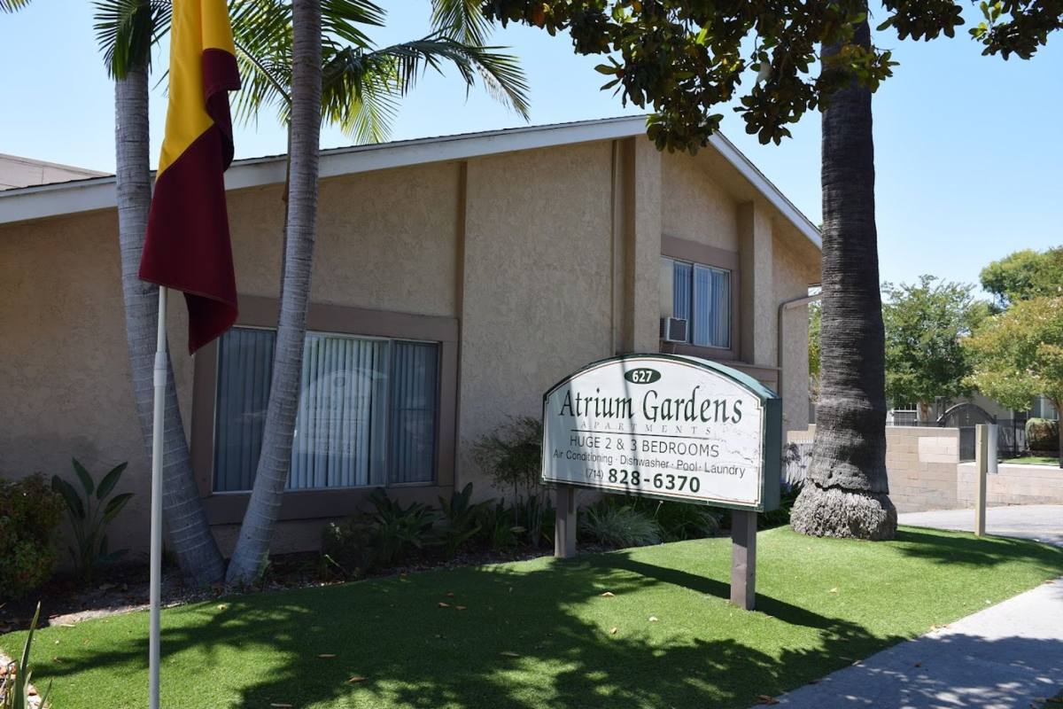 Apartment for rent at 627 S Velare St, Anaheim, CA 92804