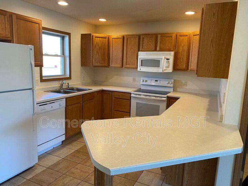 Condo for rent at 516 10th Ave SE, Valley City, ND 58072