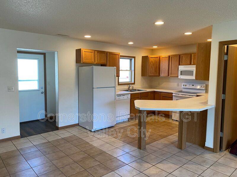 Condo for rent at 516 10th Ave SE, Valley City, ND 58072