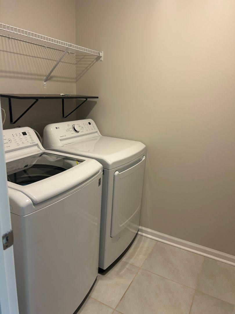 Townhouse for rent at 534 Big Sur Loop, Asheville, NC 28806