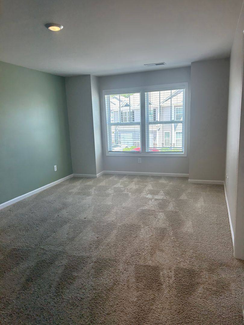 Townhouse for rent at 534 Big Sur Loop, Asheville, NC 28806