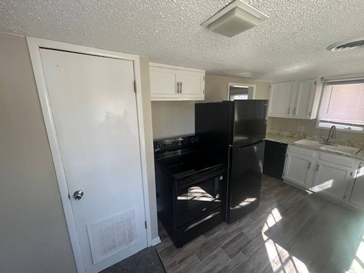 House for rent at 634 S Fountain, Wichita, KS 67218