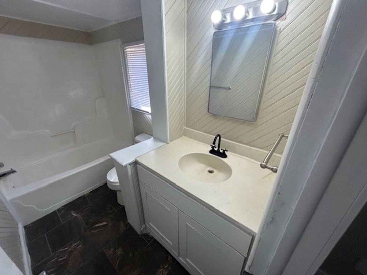House for rent at 634 S Fountain, Wichita, KS 67218