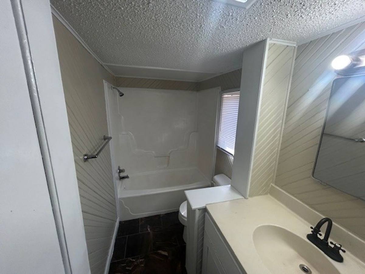 House for rent at 634 S Fountain, Wichita, KS 67218