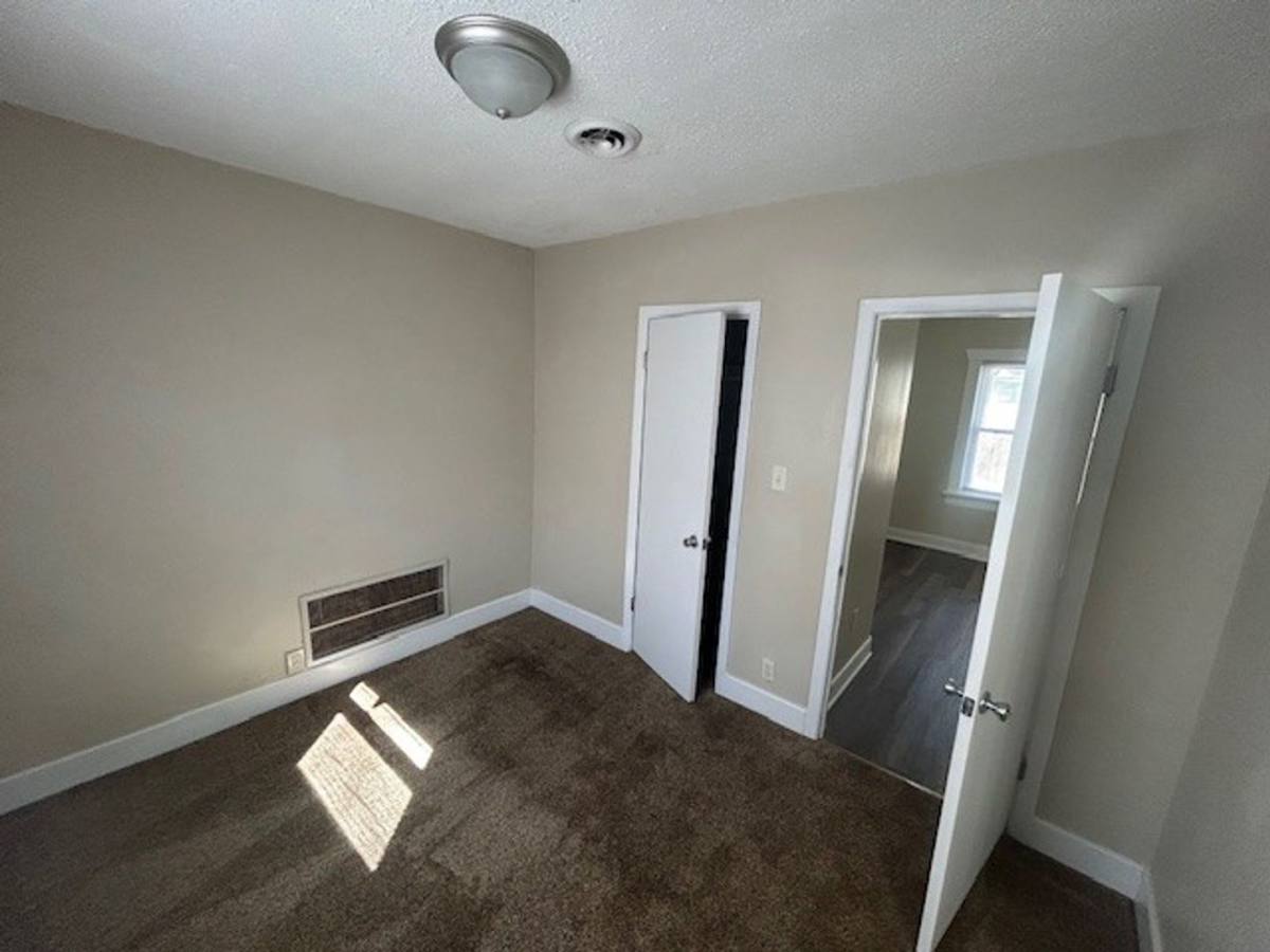 House for rent at 634 S Fountain, Wichita, KS 67218