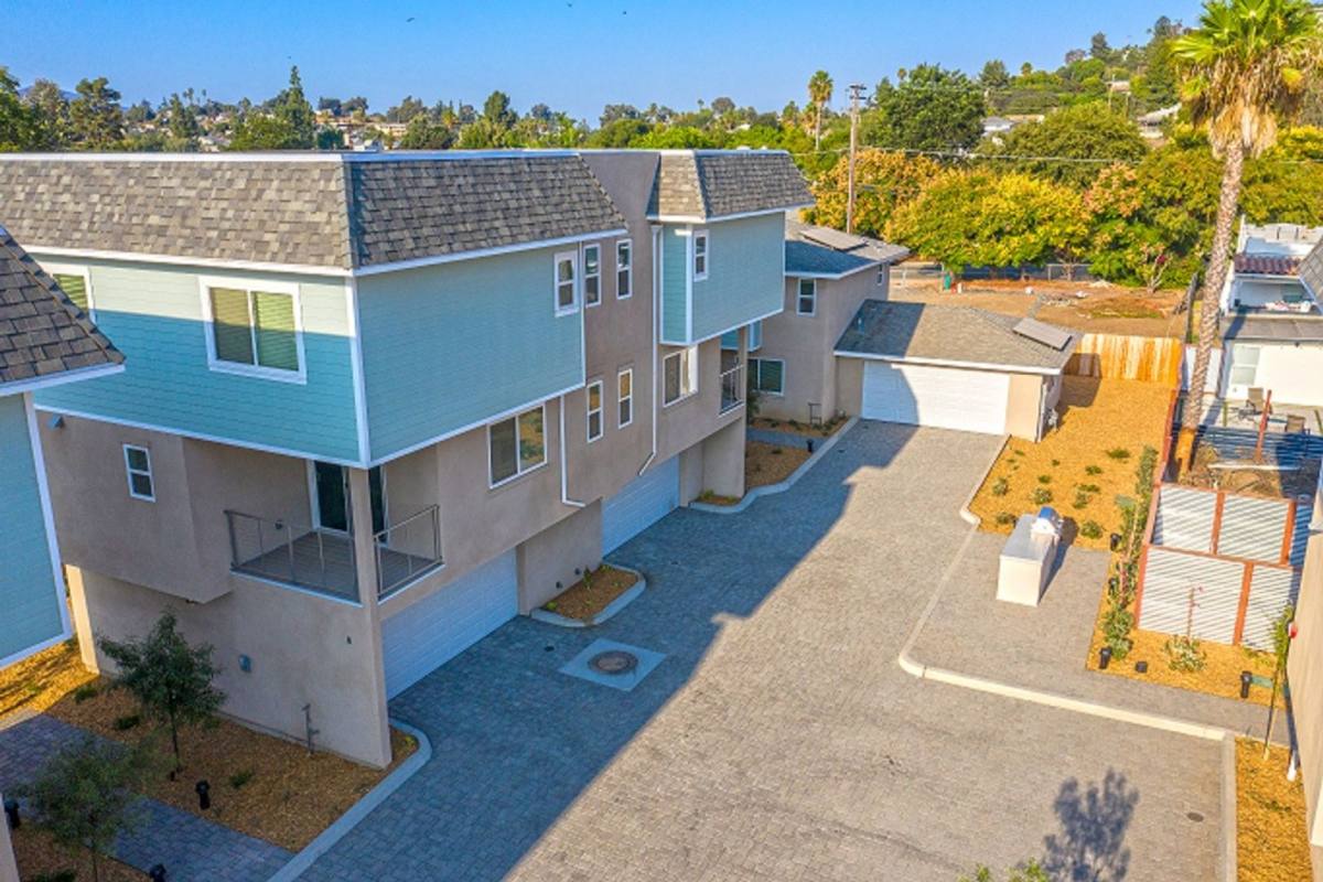 Apartment for rent at 4355-4363 Rosebud Lane, La Mesa, CA 91941