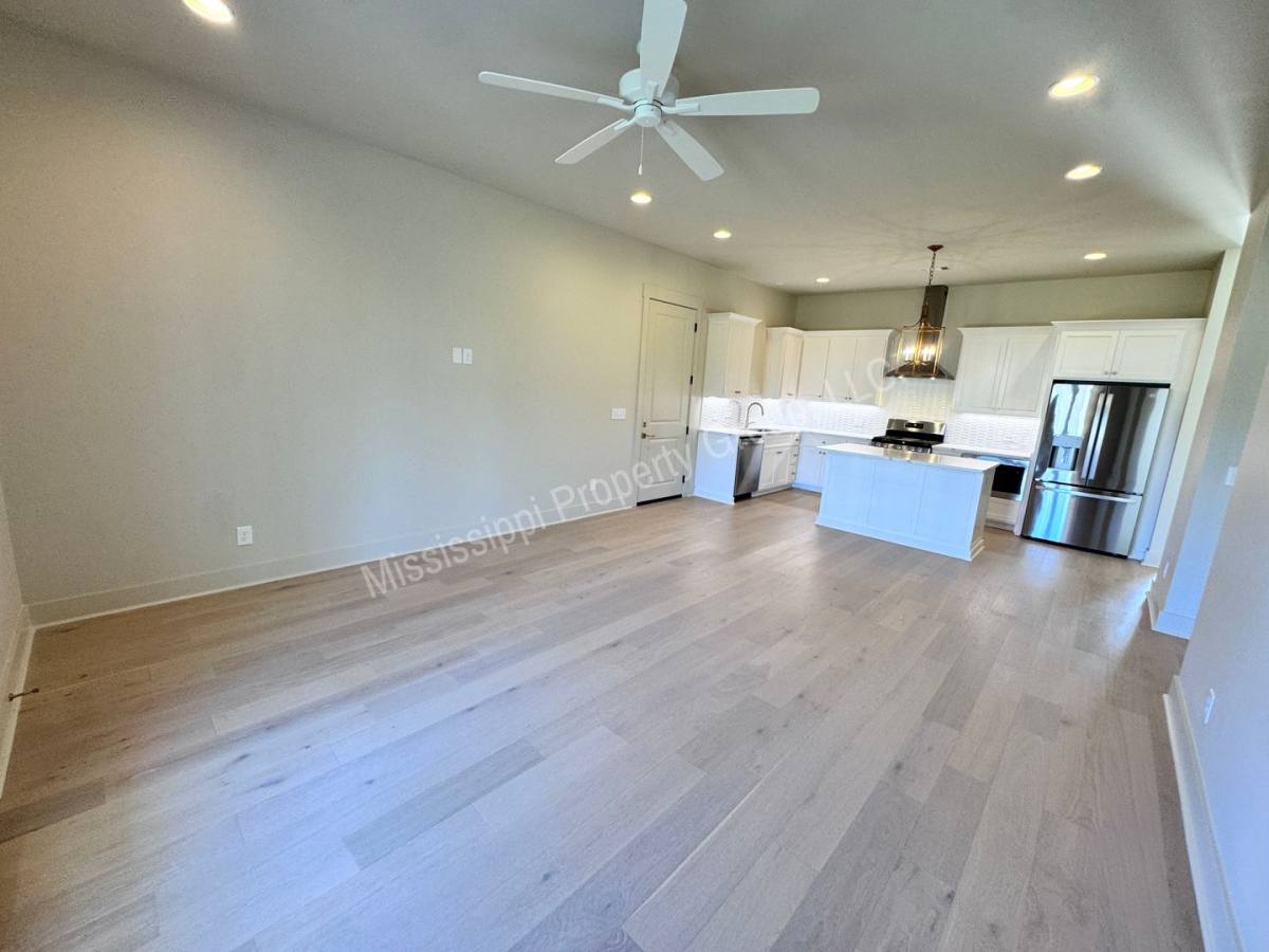 Townhouse for rent at 3423 Southern Way, Oxford, MS 38655