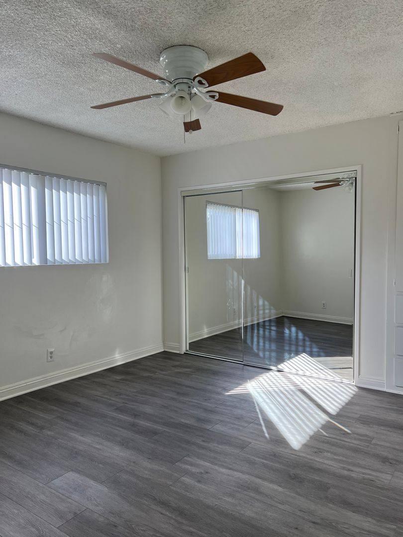 Apartment for rent at 10345 San Antonio Ave, South Gate, CA 90280