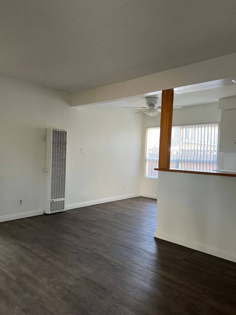 Apartment for rent at 10345 San Antonio Ave, South Gate, CA 90280