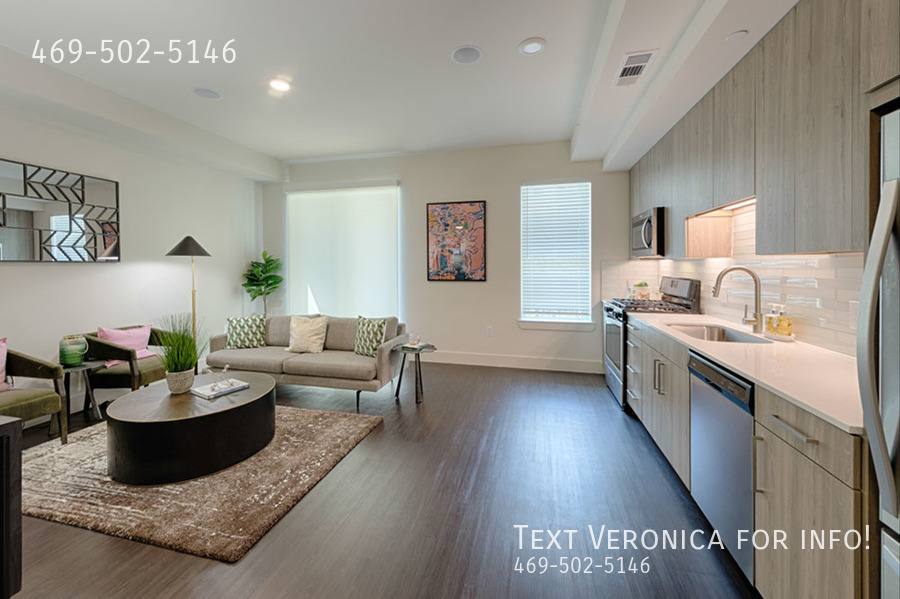 Apartment for rent at 3210 Smith St, Houston, TX 77006