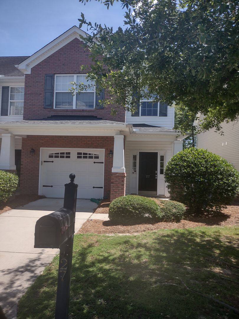 House for rent at 27 Braiden Manor Rd, Columbia, SC 29209