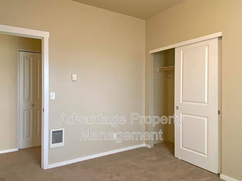 Apartment for rent at 523 N Catron Place #9, Monmouth, OR 97361