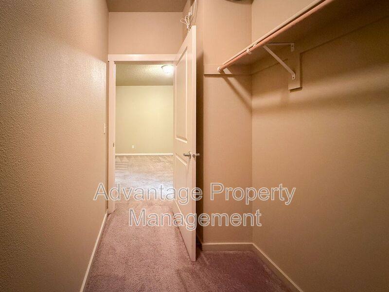 Apartment for rent at 537 N Catron Place #4, Monmouth, OR 97361