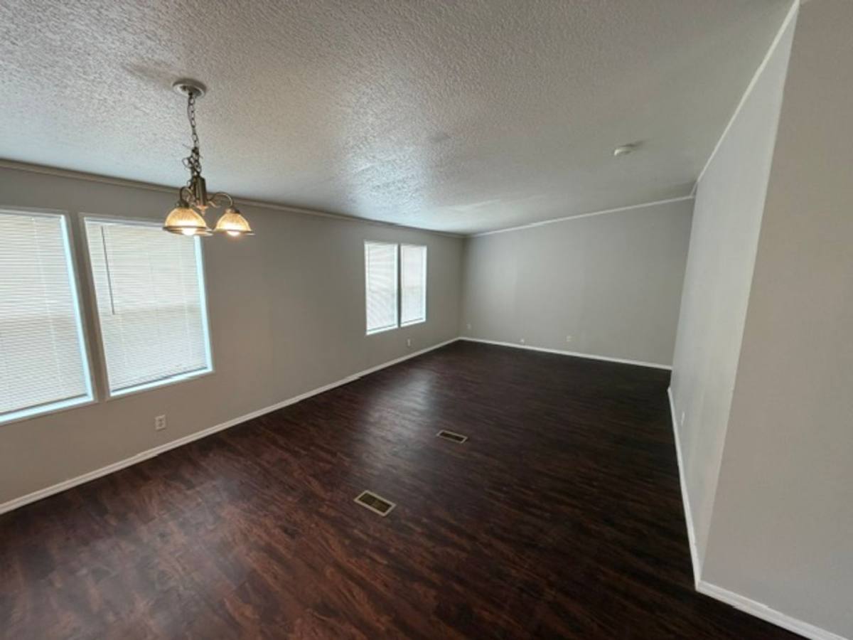House for rent at 11615 E Elliot Dr, Mayer, AZ 86333