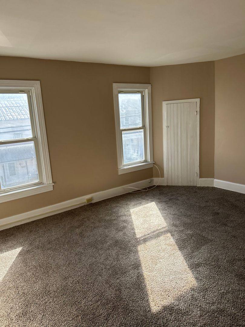 House for rent at 84 S Front St, York Haven, PA 17370