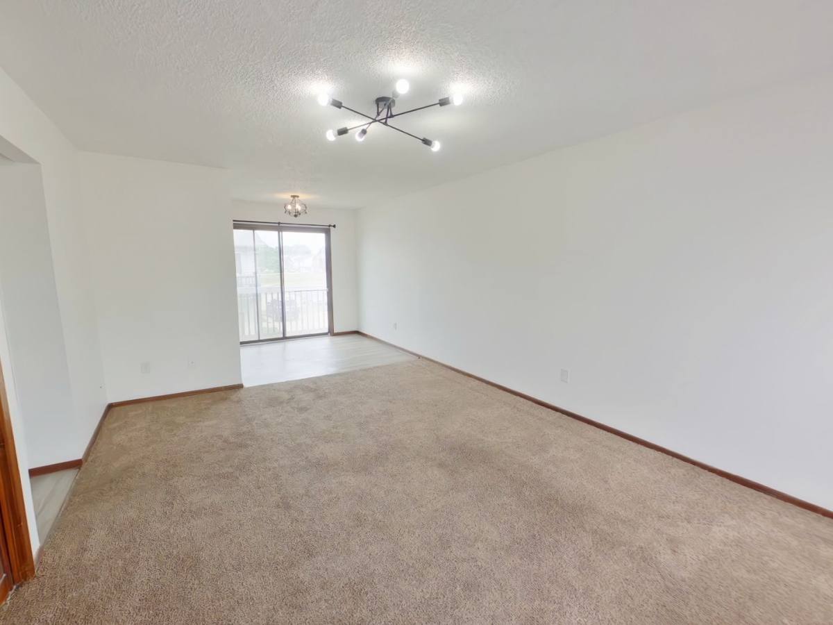 Apartment for rent at 117 N Brunswick, Wichita, KS 67212