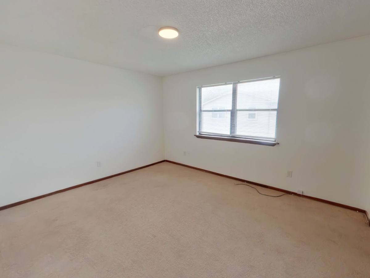 Apartment for rent at 117 N Brunswick, Wichita, KS 67212