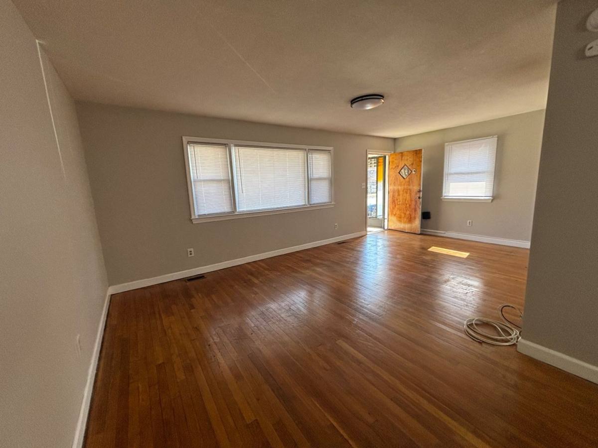 House for rent at 8 Rip Rap Rd, Hampton, VA 23669