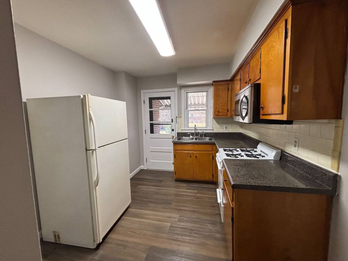 House for rent at 8 Rip Rap Rd, Hampton, VA 23669