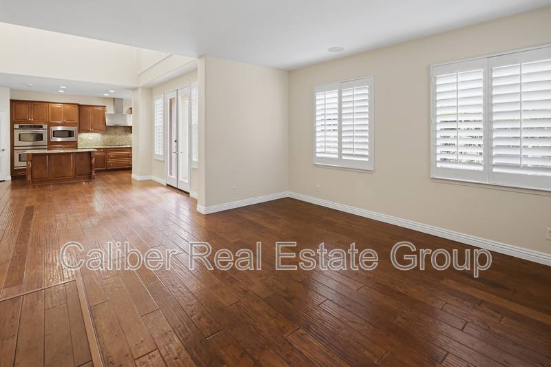Townhouse for rent at 26 Shadowplay, Irvine, CA 92620