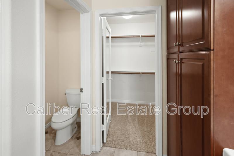 Townhouse for rent at 26 Shadowplay, Irvine, CA 92620