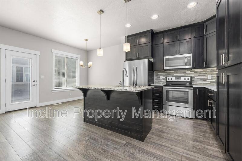 Townhouse for rent at 626 N Preserve Dr, Vineyard, UT 84059