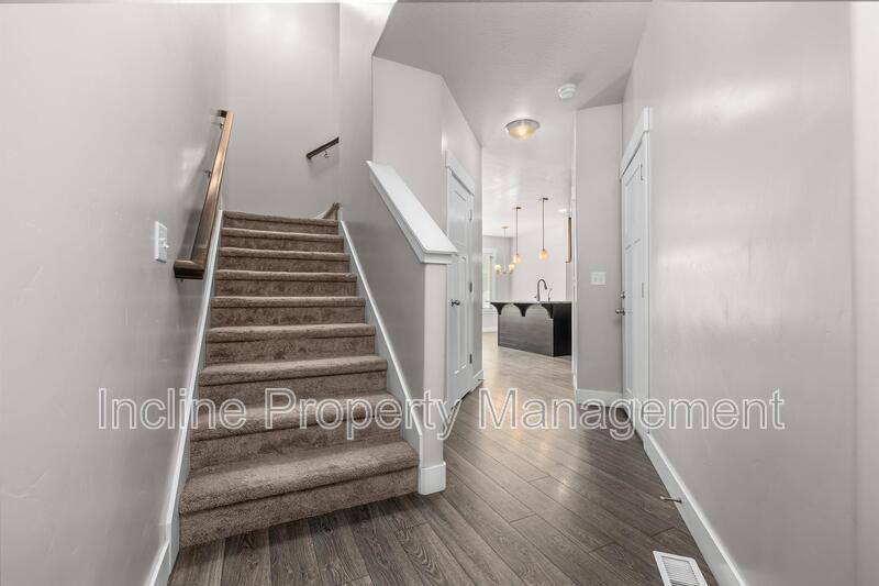 Townhouse for rent at 626 N Preserve Dr, Vineyard, UT 84059