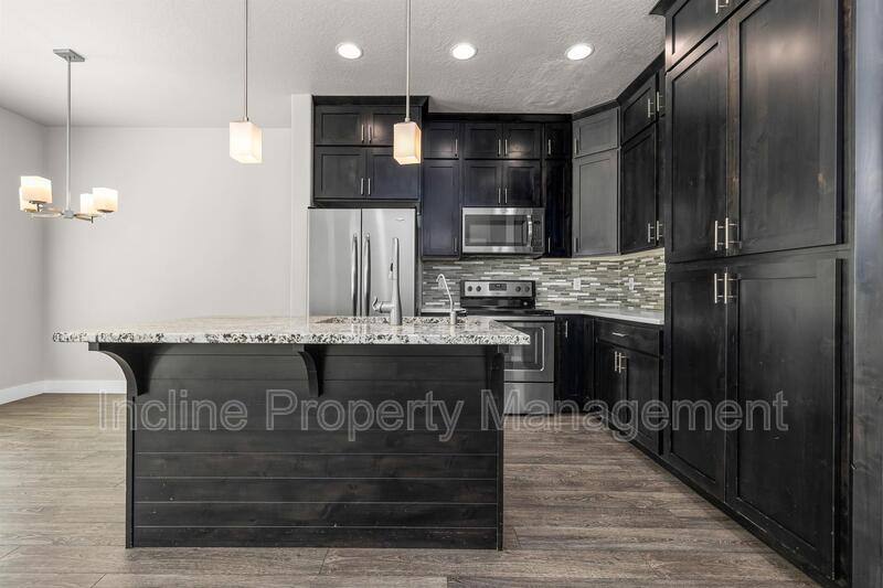 Townhouse for rent at 626 N Preserve Dr, Vineyard, UT 84059