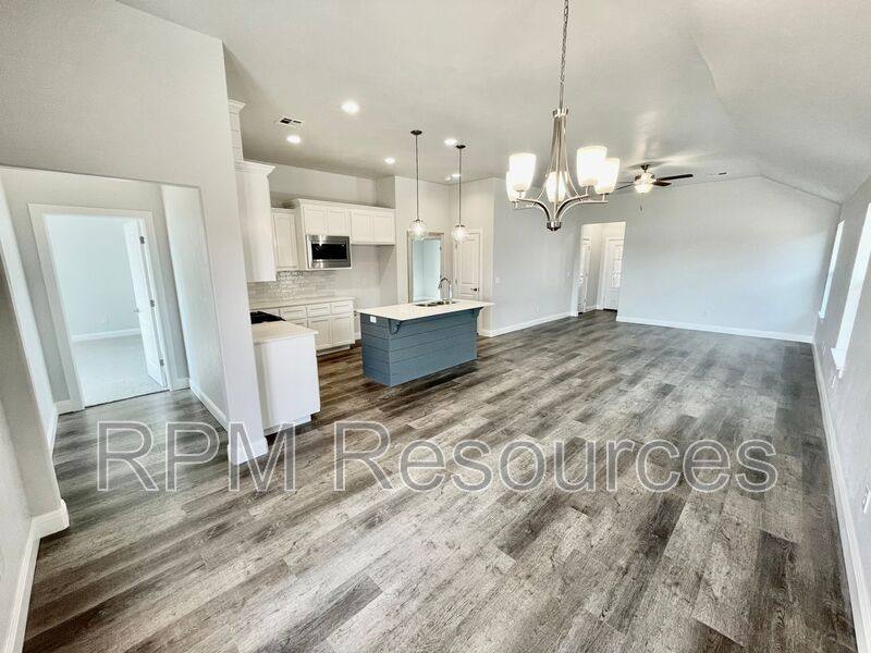 House for rent at 9100 Yassir Blvd, Yukon, OK 73099