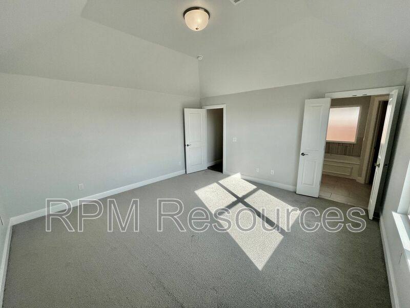 House for rent at 9100 Yassir Blvd, Yukon, OK 73099