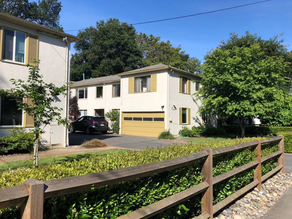 Apartment for rent at 1025 Laurel St, Menlo Park, CA 94025