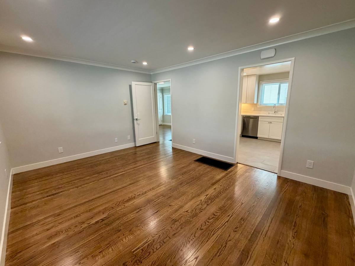 Apartment for rent at 1025 Laurel St, Menlo Park, CA 94025