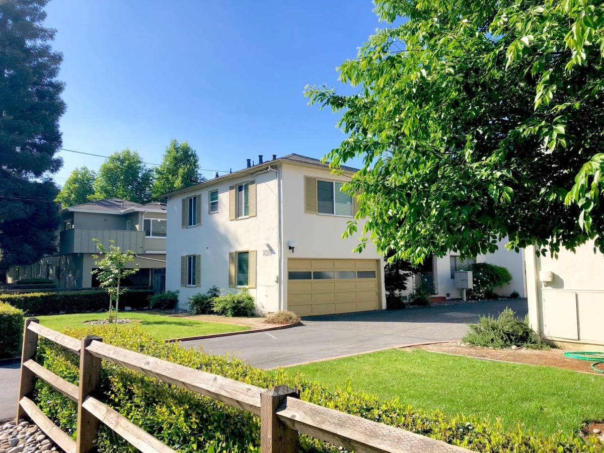 Apartment for rent at 1025 Laurel St, Menlo Park, CA 94025