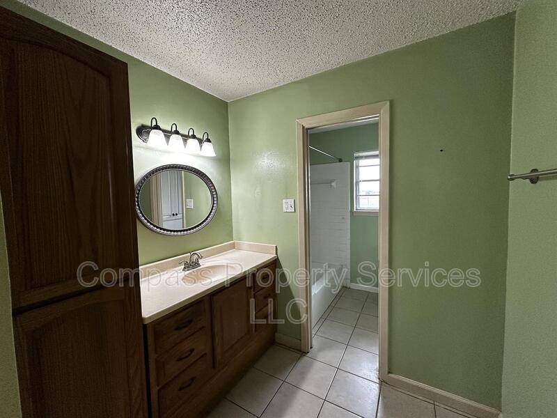 House for rent at 179 Weldon Dr, Woodway, TX 76712