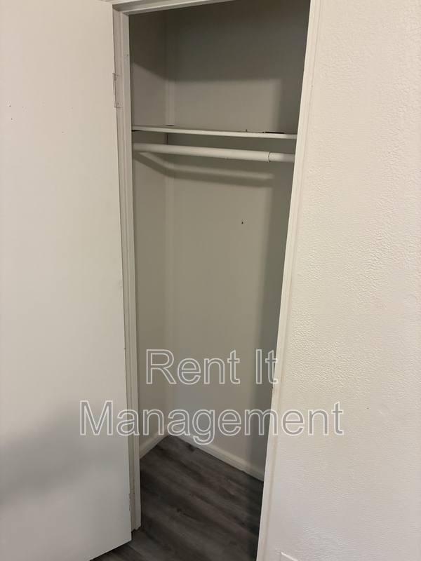 Apartment for rent at 2305 John A Creighton Blvd, Omaha, NE 68111