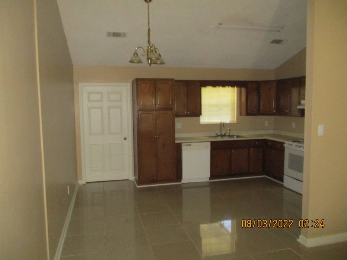 House for rent at 120-B Augusta Court, Leesburg, GA 31763