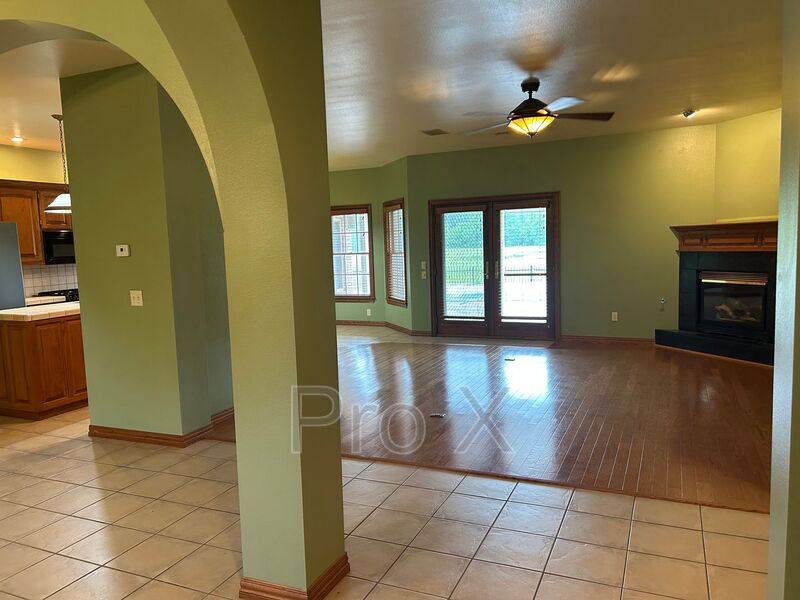 House for rent at 599 S Main St, Cave Springs, AR 72718
