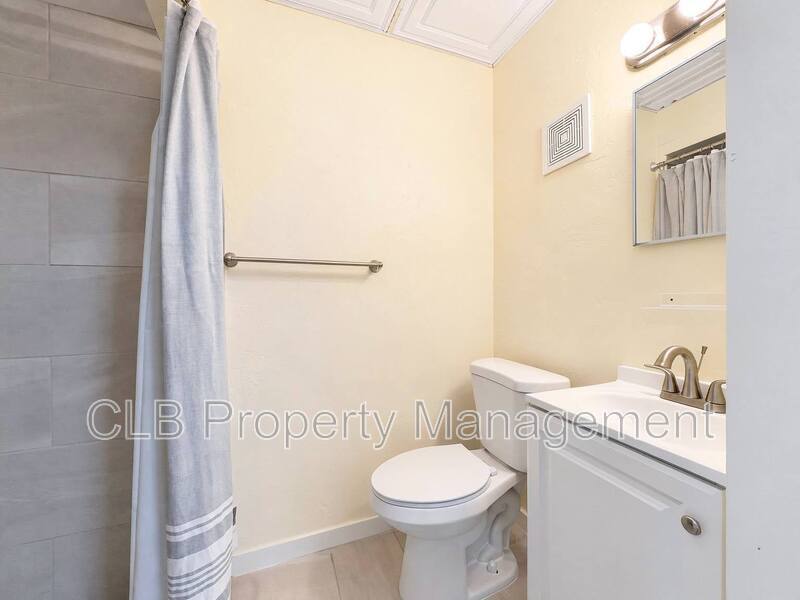 Apartment for rent at 431 N Grandview Ave, Daytona Beach, FL 32118