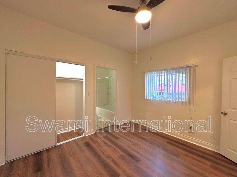 House for rent at 932 W 62nd St, Los Angeles, CA 90044