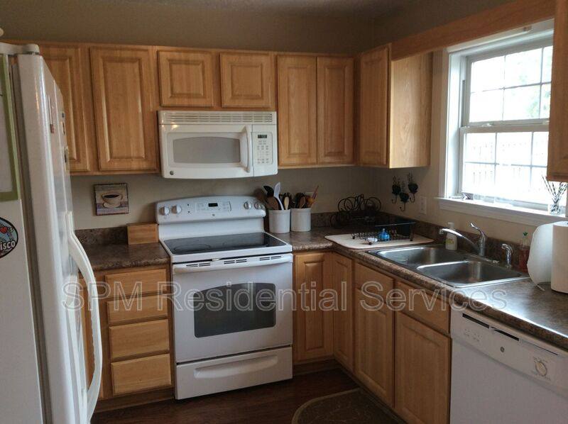 House for rent at 321 Rose Bud Lane, Holly Ridge, NC 28445