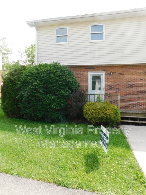 Townhouse for rent at 219 Cardinal Way #49, Lewisburg, WV 24901