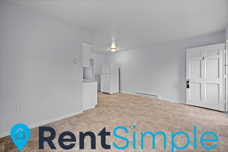 Apartment for rent at 223 S Main St #5, Woodstock, VA 22664