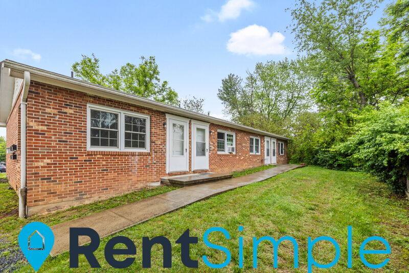 Apartment for rent at 223 S Main St #5, Woodstock, VA 22664