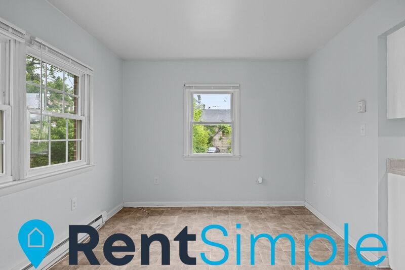 Apartment for rent at 223 S Main St #5, Woodstock, VA 22664