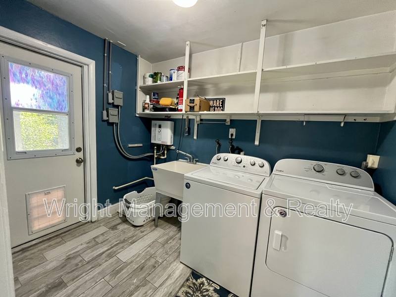 House for rent at 2323 Surrey Lane, Clearwater, FL 33763