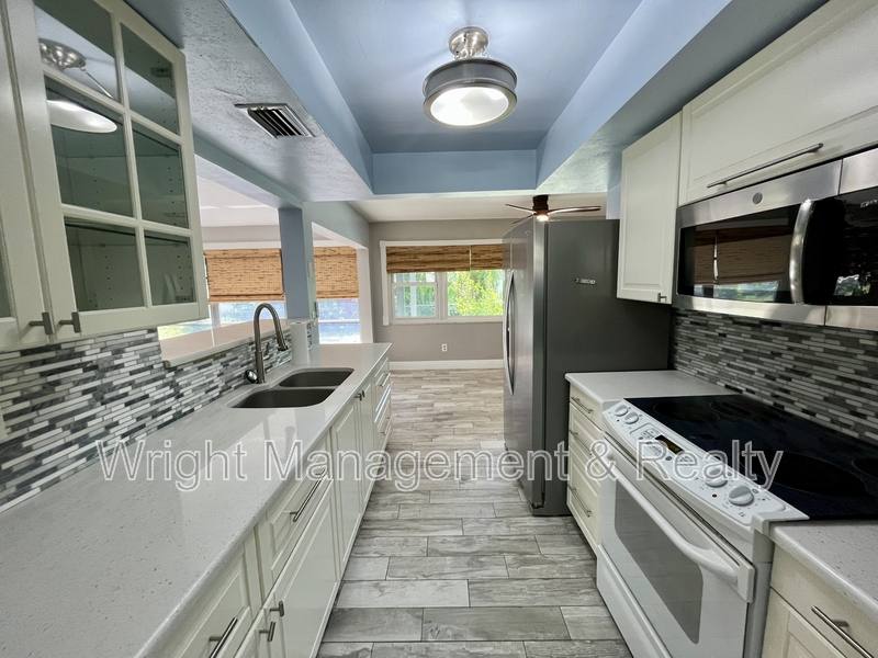 House for rent at 2323 Surrey Lane, Clearwater, FL 33763