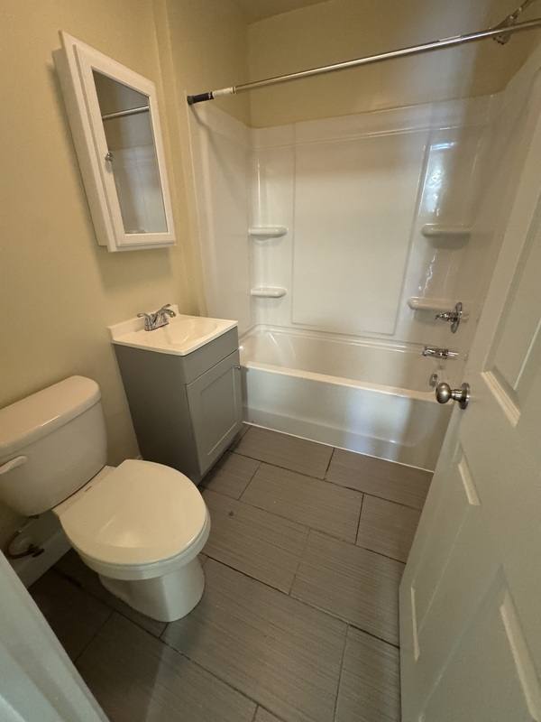 Apartment for rent at 408 S W St, Petersburg, VA 23803