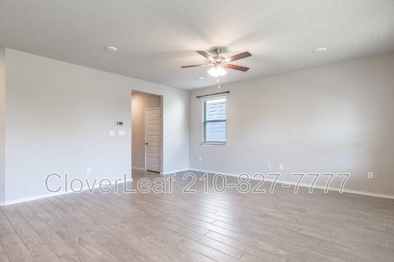 House for rent at 255 Kinsley Way, New Braunfels, TX 78130