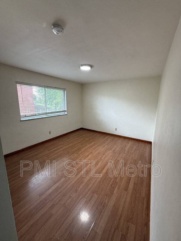 Apartment for rent at 4838 S Broadway St #C, Saint Louis, MO 63111